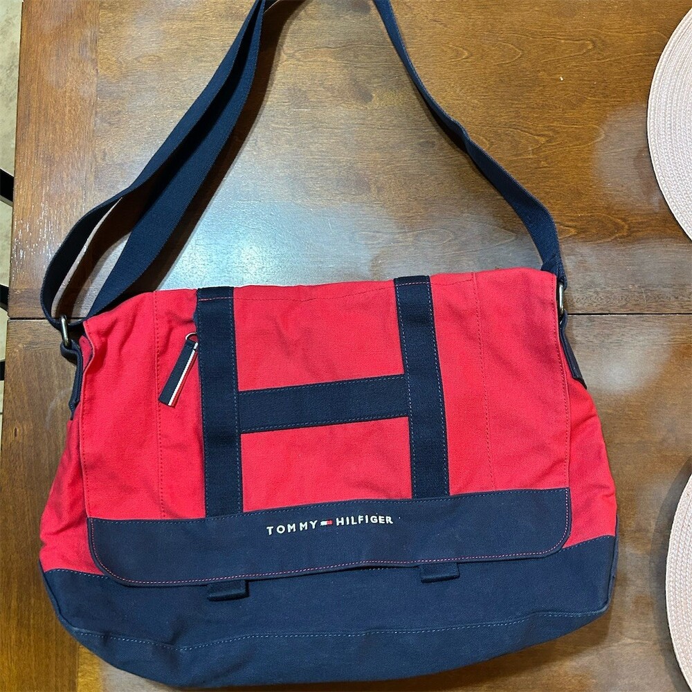 Tommy Hilfiger Vintage Colorblock Messenger Bag Red Navy Medium Shoulder